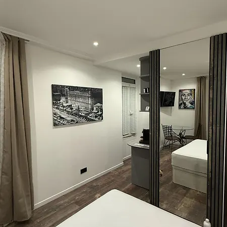 Ref Pinson Apartment *